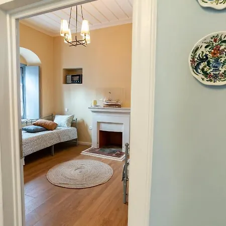 Englezena's * Leonídion