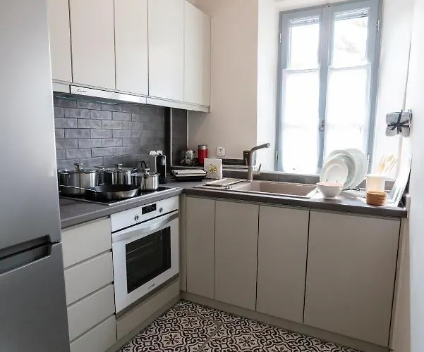 Apartment Englezena's