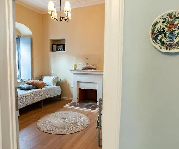 Englezena's * Леонидион