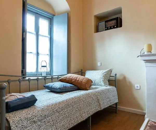 Englezena's * Леонидион